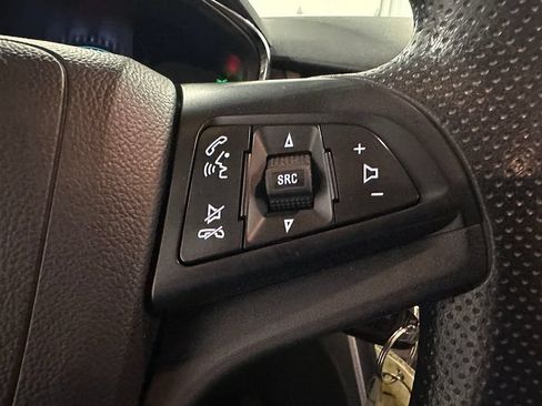 Used 2020 Chevrolet Trax LS w/ Tint and Cruise Package FWD image 31