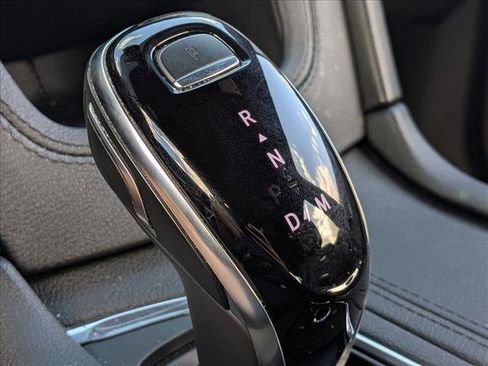 Used 2021 Cadillac XT6 Sport image 12