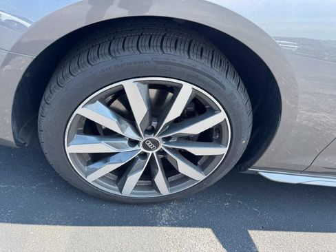 Used 2021 Audi A4 2.0T Premium Plus w/ Premium Plus Package AWD/4WD image 4