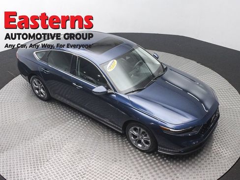 Used 2024 Honda Accord EX image 3