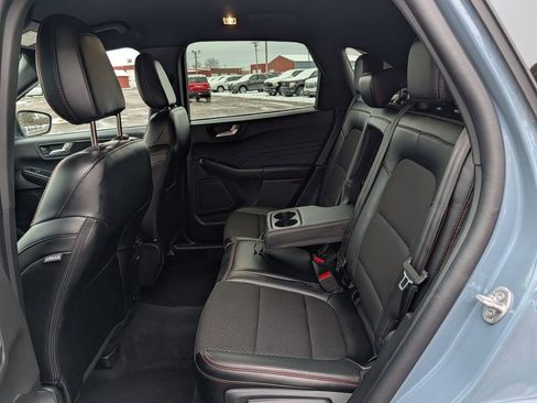 Certified 2025 Ford Escape ST-Line image 11