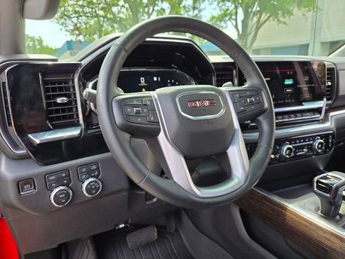 Used 2023 GMC Sierra 1500 Elevation w/ Elevation Premium Package AWD/4WD image 11