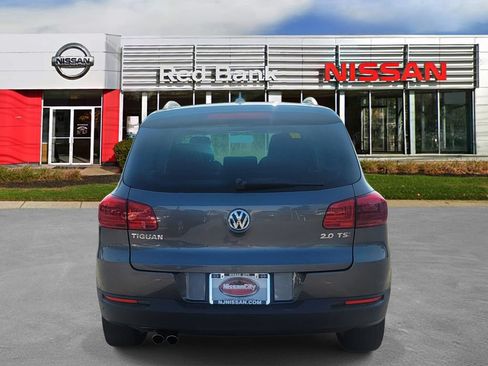 Used 2012 Volkswagen Tiguan S FWD image 7