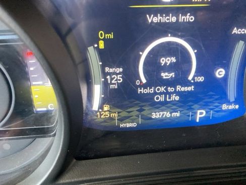 Used 2024 Jeep Wrangler Unlimited Sahara image 15