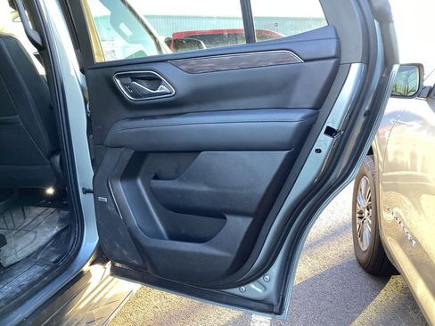 Used 2024 Chevrolet Tahoe LT w/ Luxury Package image 7