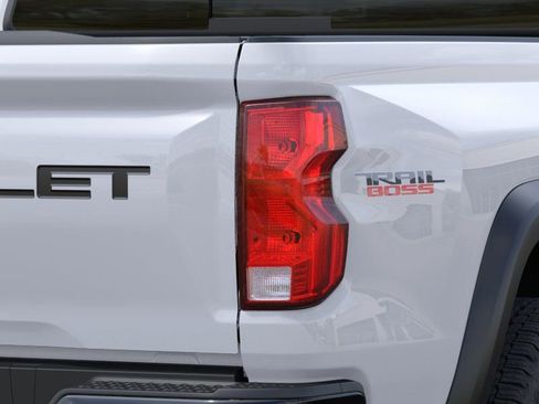 New 2026 Chevrolet Colorado Trail Boss AWD/4WD image 11