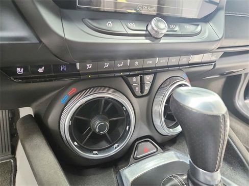 Used 2018 Chevrolet Camaro SS image 32