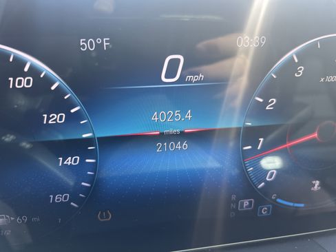 Certified 2022 Mercedes-Benz GLE 350 4MATIC image 22