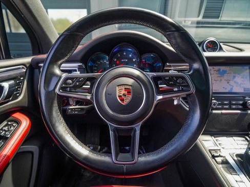 Used 2017 Porsche Macan GTS image 15