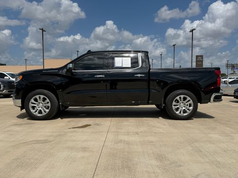 Used 2025 Chevrolet Silverado 1500 LTZ w/ LTZ Convenience Package II RWD image 2