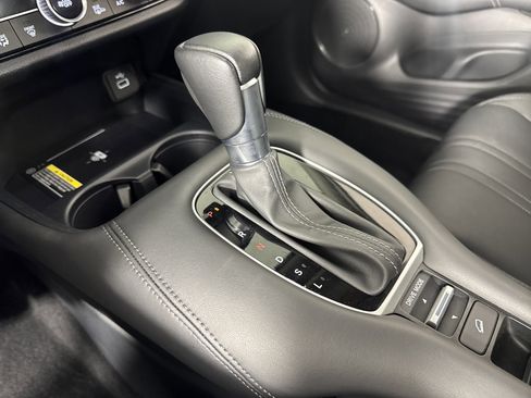 Used 2023 Honda HR-V EX-L image 34