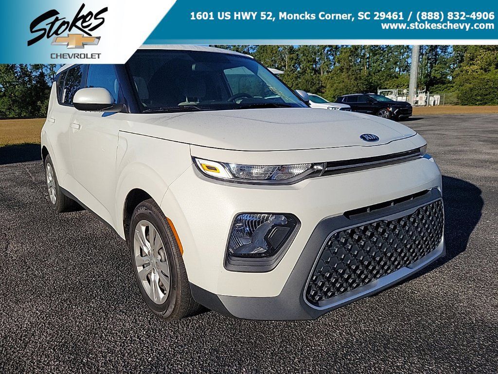 Used 2020 Kia Soul LX FWD image 1
