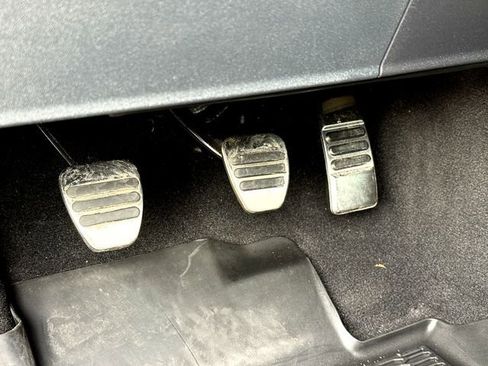 Used 2024 Ford Mustang GT Premium image 16