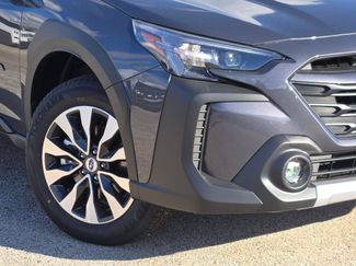 Used 2025 Subaru Outback Touring XT AWD/4WD video 3