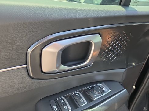 New 2026 Kia Sorento LX FWD image 18