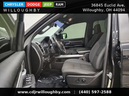 Used 2019 RAM 1500 Big Horn AWD/4WD image 14