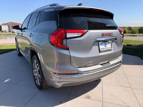 Used 2023 GMC Terrain Denali AWD/4WD image 6