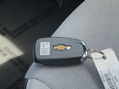 Used 2024 Chevrolet Equinox LS w/ LS Convenience Package image 30