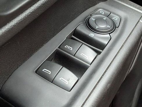 Used 2023 Chevrolet Silverado 1500 Custom AWD/4WD image 13