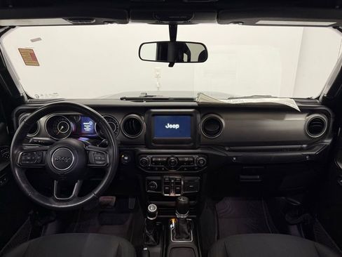 Used 2022 Jeep Gladiator Willys image 22