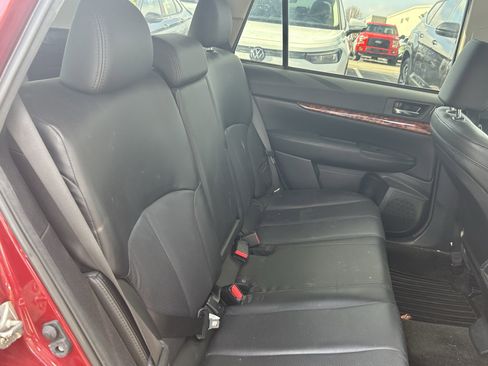 Used 2012 Subaru Outback 2.5i Limited w/ Moonroof Pkg image 24
