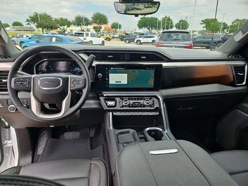 Used 2025 GMC Sierra 2500 Denali w/ Denali Reserve Package AWD/4WD image 21