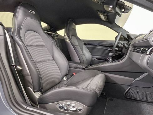 Used 2023 Porsche 718 Cayman image 26