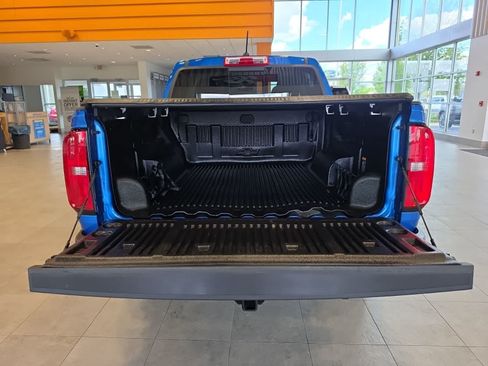 Used 2022 Chevrolet Colorado LT w/ Safety Package AWD/4WD image 32