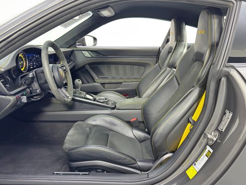 Used 2023 Porsche 911 GT3 image 12