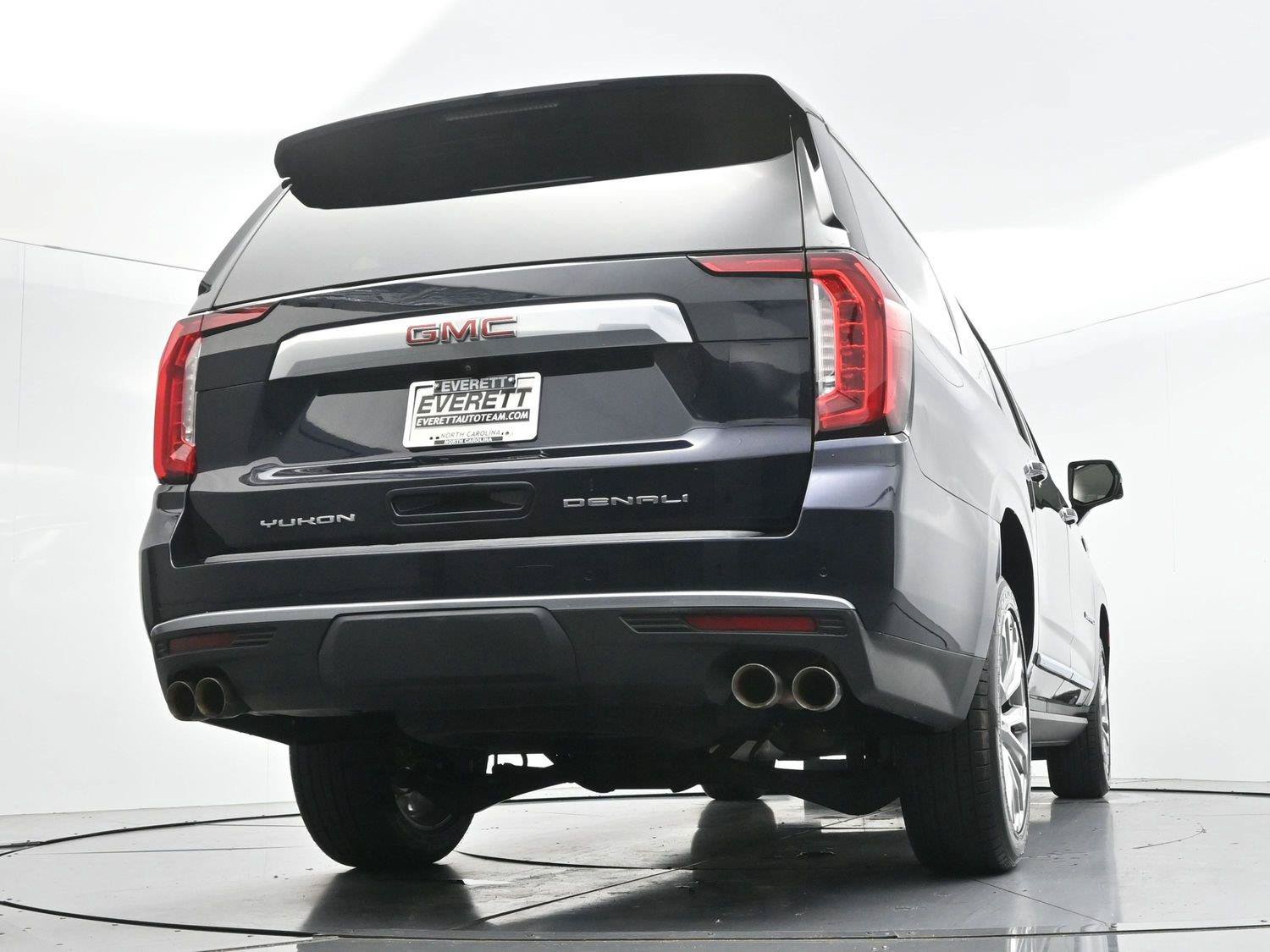 Used 2023 GMC Yukon XL Denali AWD/4WD image 56