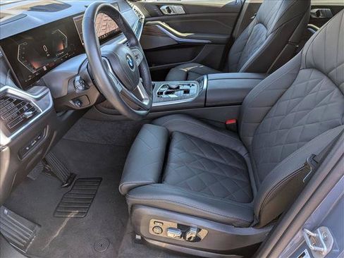 Used 2026 BMW X7 xDrive40i AWD/4WD image 16
