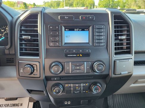 Used 2019 Ford F150 XL w/ Equipment Group 101A Mid AWD/4WD image 11