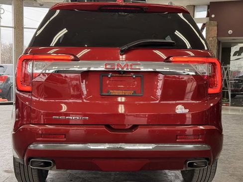 Used 2023 GMC Acadia Denali FWD image 11