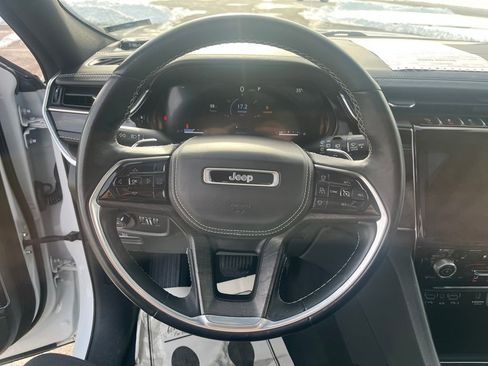 Used 2022 Jeep Grand Cherokee L Overland image 14