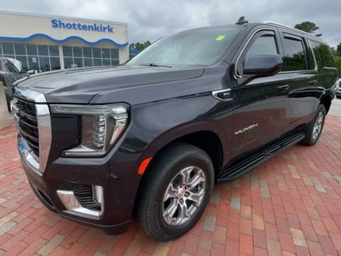 Used 2023 GMC Yukon XL SLE RWD image 5