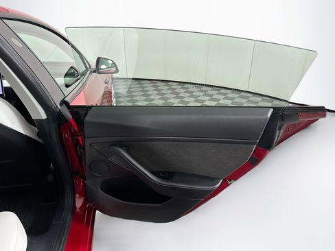 Used 2021 Tesla Model 3 Long Range image 28