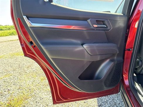 New 2026 GMC Terrain Elevation w/ Black Edition image 24