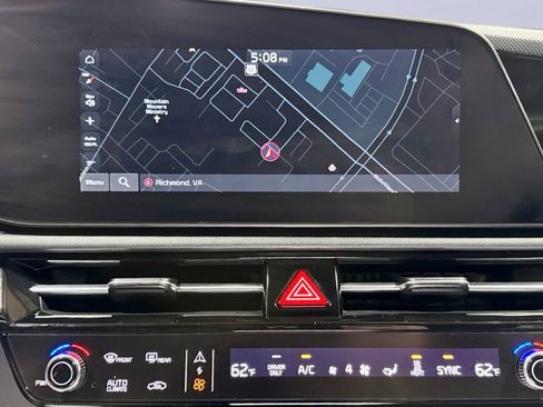 Used 2024 Kia Niro Wind image 10