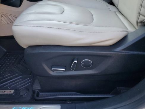 Certified 2018 Ford Edge Titanium image 14