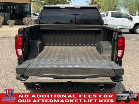 Used 2021 GMC Sierra 1500 4x4 Crew Cab w/ Sierra Value Package image 6