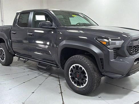 New 2025 Toyota Tacoma TRD Off-Road image 3