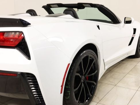 Used 2019 Chevrolet Corvette Grand Sport RWD image 44