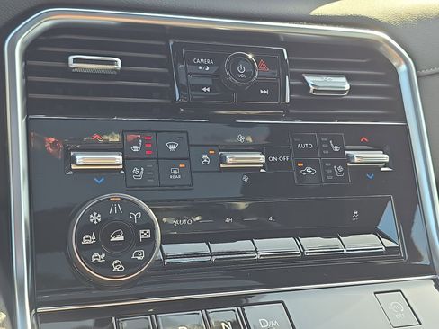 New 2026 Nissan Armada Platinum image 20