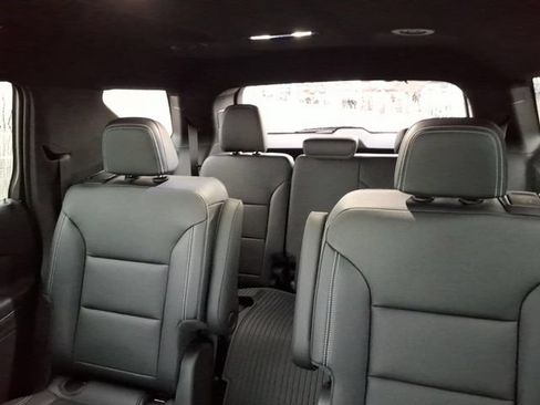 New 2026 Chevrolet Traverse LT AWD/4WD image 12
