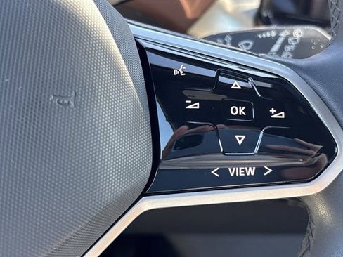 Used 2023 Volkswagen ID.4 Pro image 26