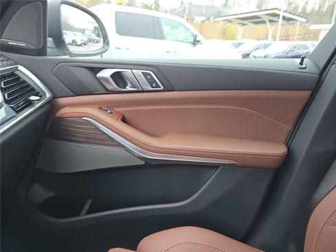 New 2026 BMW X5 xDrive40i w/ Premium Package AWD/4WD image 24