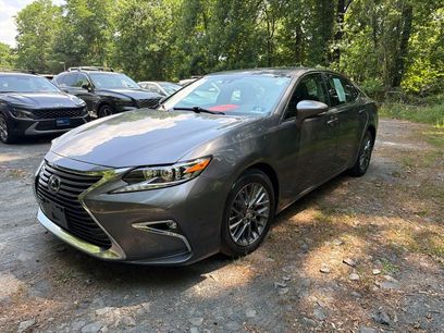 Used 2018 Lexus ES 350 w/ Navigation System Package