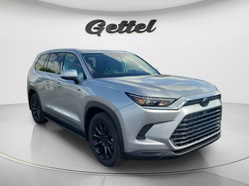 New 2026 Toyota Grand Highlander XLE image 2