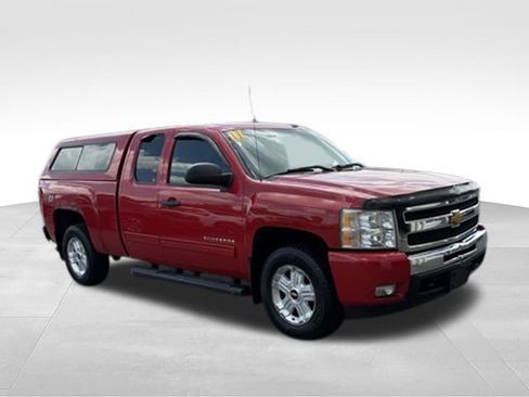 Used 2011 Chevrolet Silverado 1500 LT w/ All-Star Edition AWD/4WD image 8