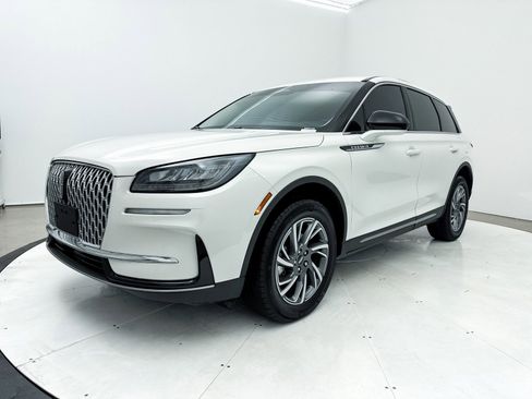 Used 2024 Lincoln Corsair Premiere image 15